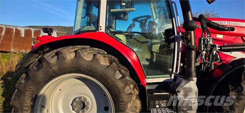 Massey Ferguson 5S.145 Traktorer