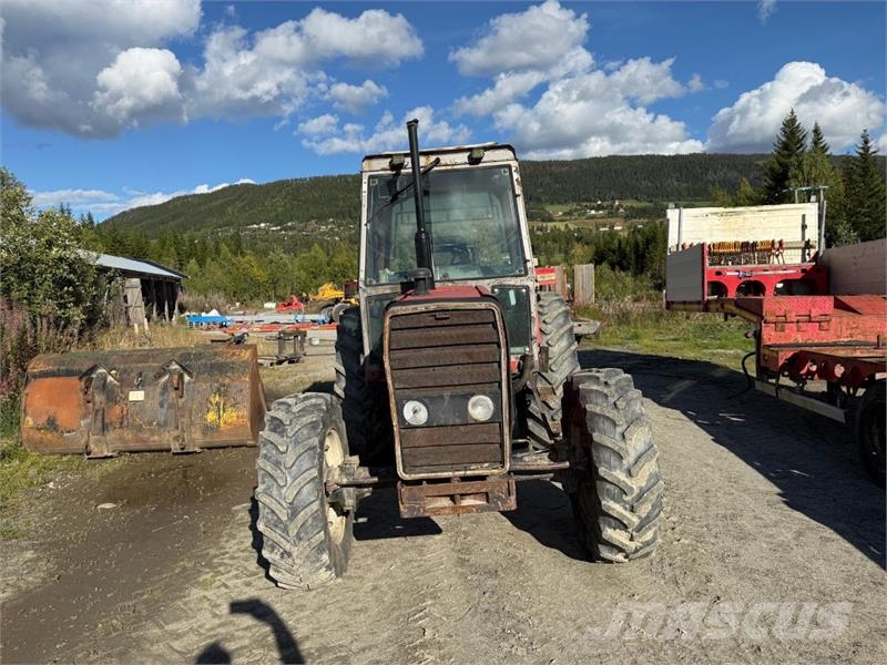 Massey Ferguson 690 Traktori