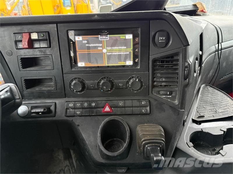 Mercedes-Benz Arocs Kamioni sa kranom
