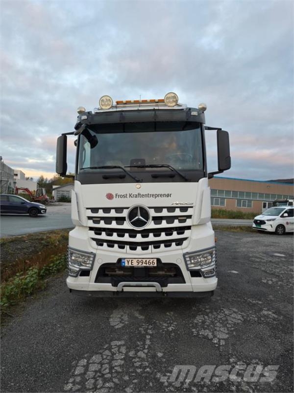 Mercedes-Benz Arocs 2643 kranbil med Palfinger PK 23002-SH E kra Kraanaga veokid