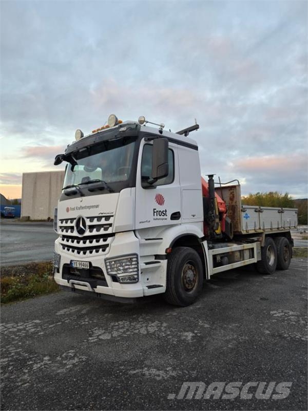 Mercedes-Benz Arocs 2643 kranbil med Palfinger PK 23002-SH E kra Kraanaga veokid