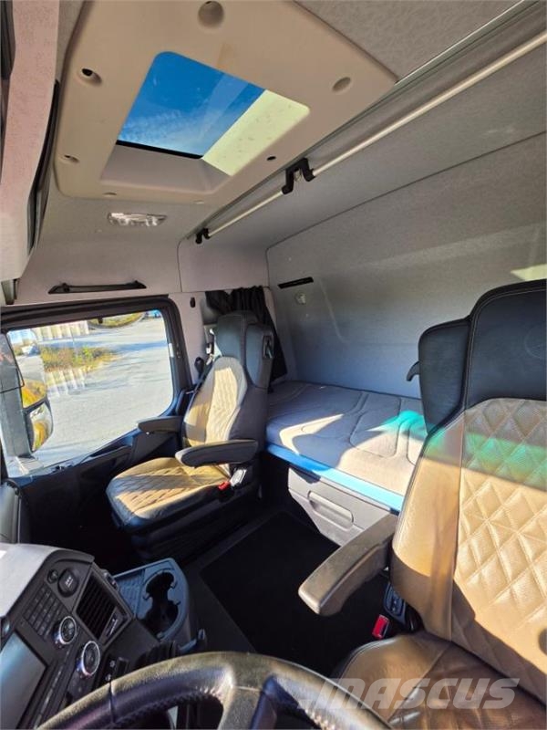 Mercedes-Benz Arocs 2643 kranbil med Palfinger PK 23002-SH E kra Kraanaga veokid