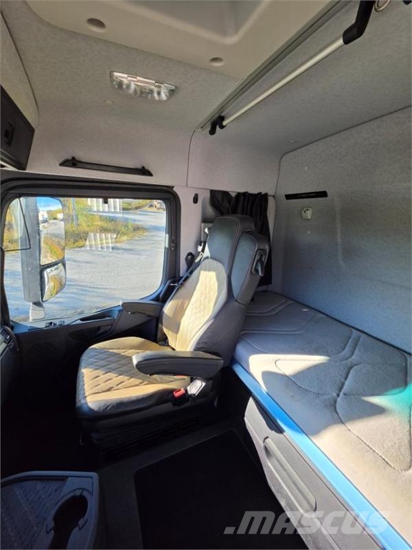 Mercedes-Benz Arocs 2643 kranbil med Palfinger PK 23002-SH E kra Kraanaga veokid