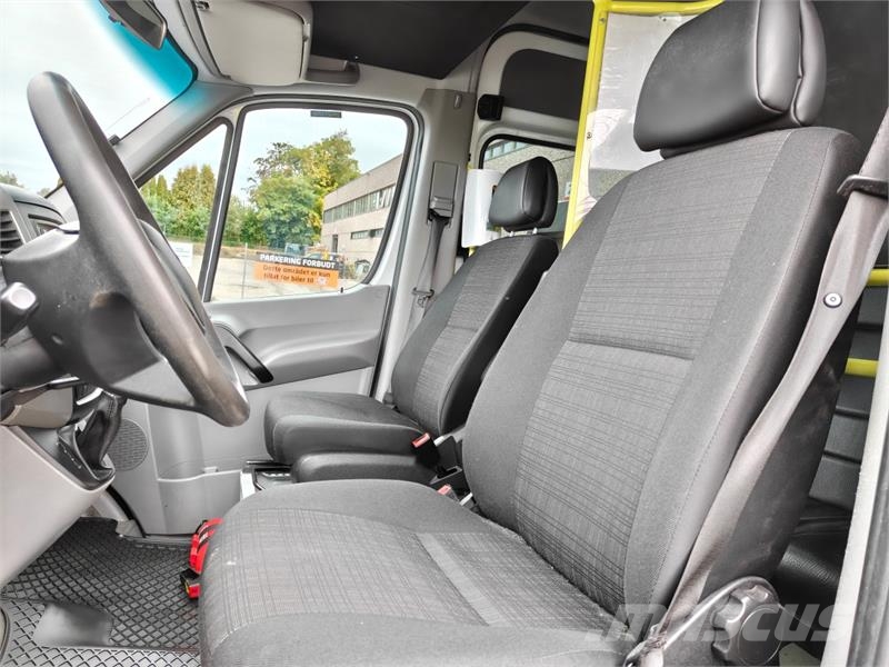 Mercedes-Benz Sprinter Cars