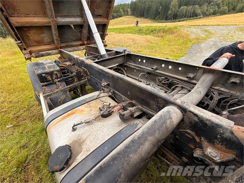 Mercedes-Benz Unimog - terrenggående lastebil Other trucks
