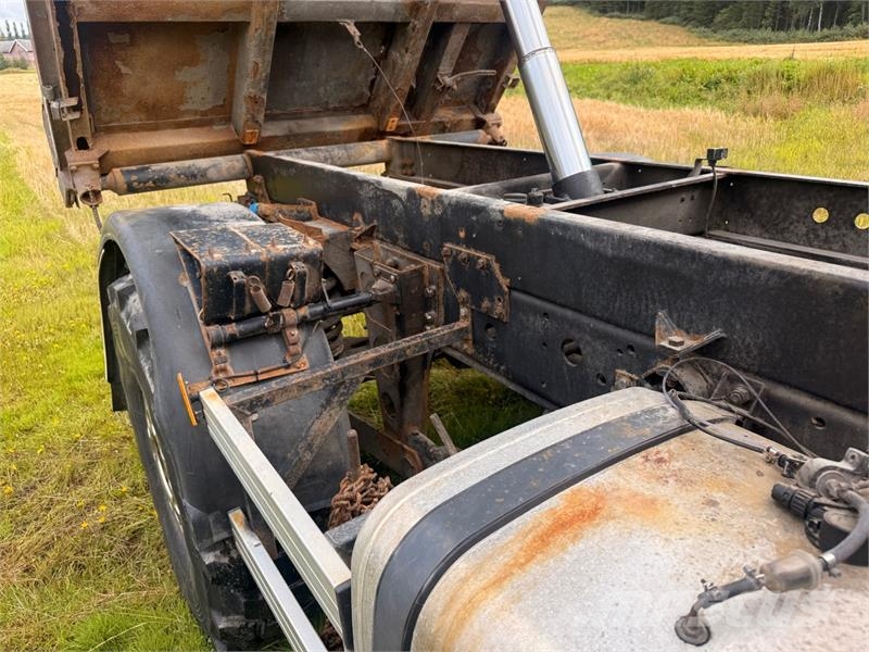 Mercedes-Benz Unimog - terrenggående lastebil Other trucks