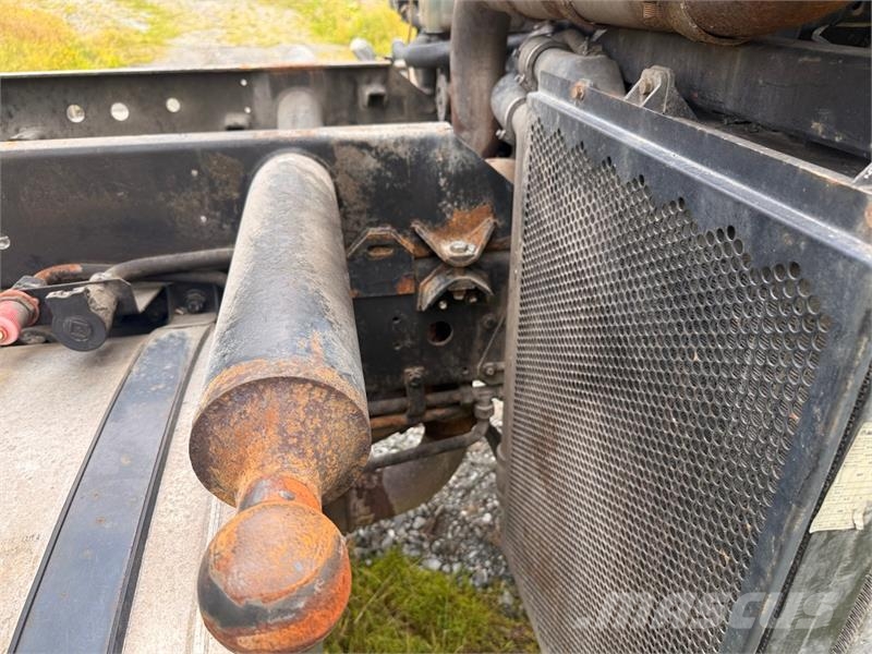 Mercedes-Benz Unimog - terrenggående lastebil Other trucks