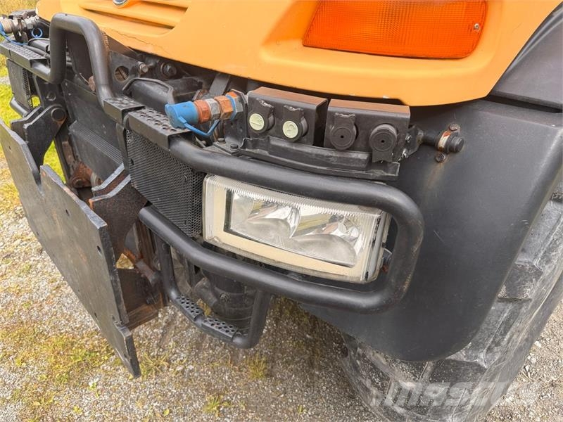 Mercedes-Benz Unimog - terrenggående lastebil Other trucks
