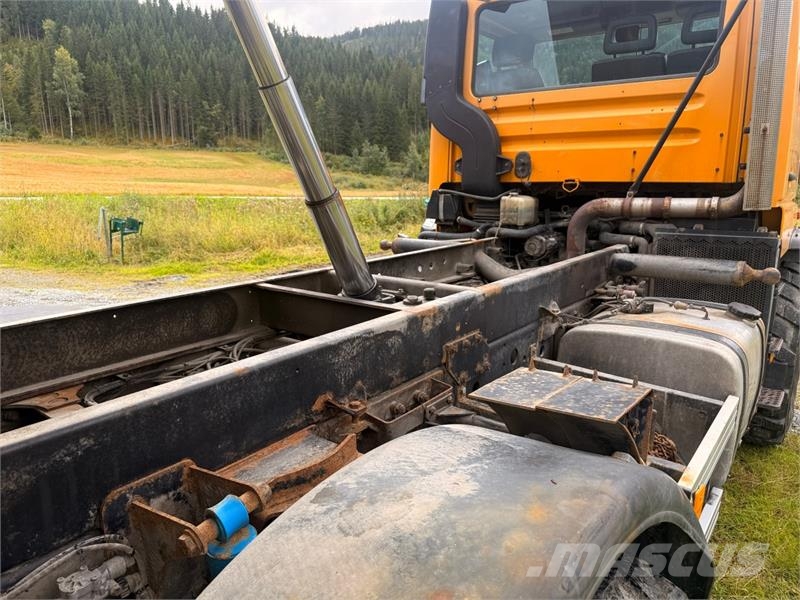 Mercedes-Benz Unimog - terrenggående lastebil Other trucks