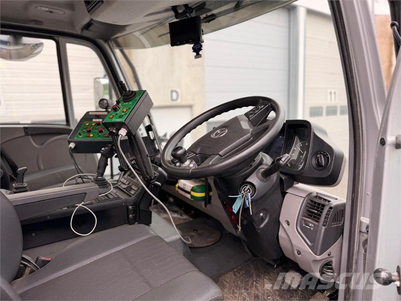 Mercedes-Benz Unimog U423 med Trilety TK36 feieaggregat Other trucks