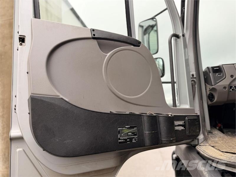 Mercedes-Benz Unimog U423 med Trilety TK36 feieaggregat Other trucks