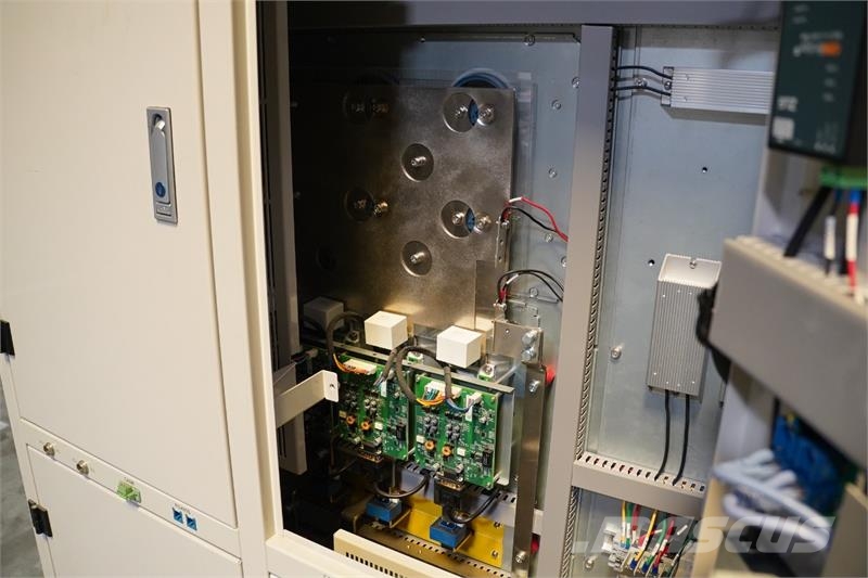 NEWARE CE-7004-200V300A-R28GC batteritestsystem - Citas sastāvdaļas
