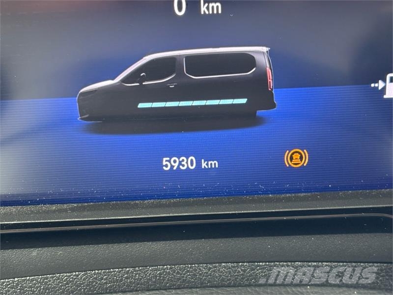 Opel Combo سيارات
