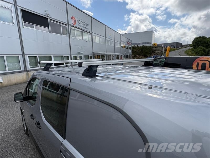 Opel Combo سيارات