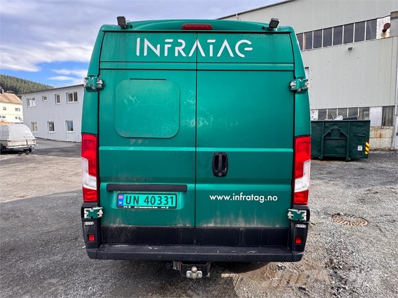 Opel Movano Personbilar