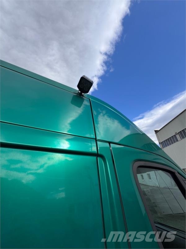 Opel Movano Personbilar
