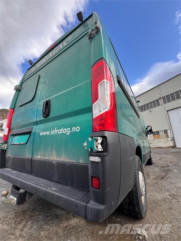 Opel Movano Personbilar