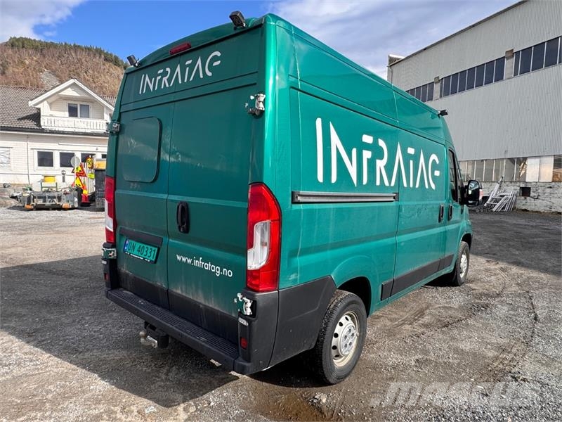 Opel Movano Personbilar