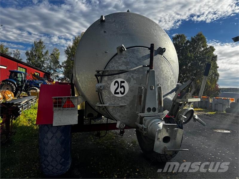 Pichon TCI 8100-EP6 møkkvogn 8100 liter Otros accesorios para tractores