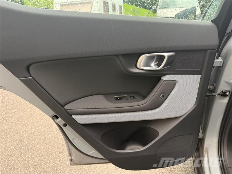  Polestar 2 Automobili