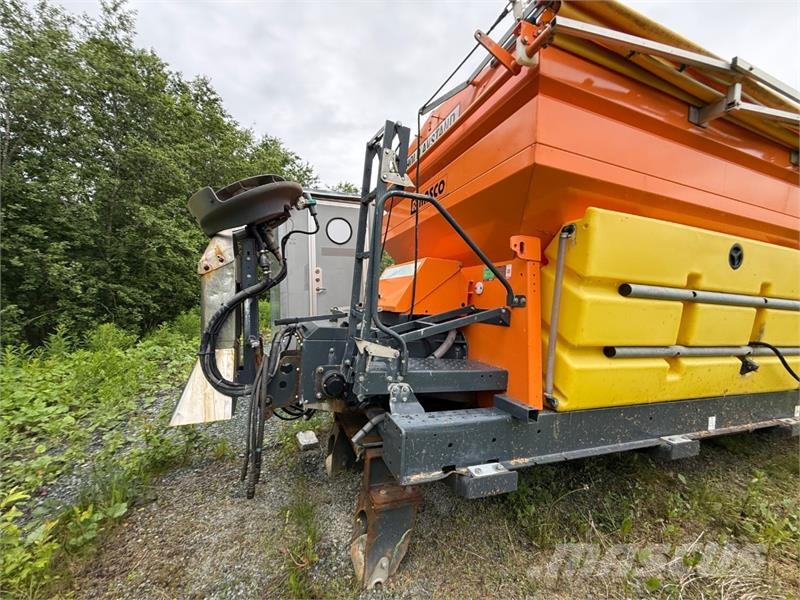 Rasco Solid L 5800 kombispreder Otros camiones