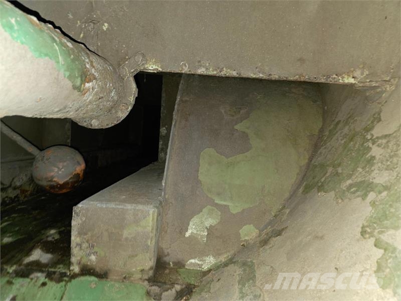 Samson PG25 gjødselvogn 25 m³, 8" fyllekran og spredeutst Інше додаткове обладнання для тракторів