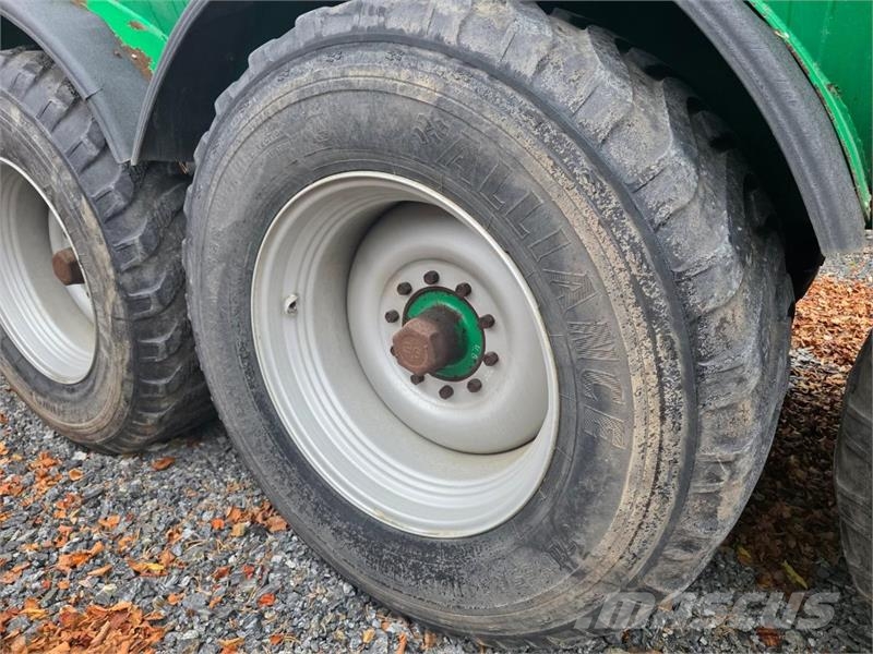 Samson PG25 gjødselvogn 25 m³, 8" fyllekran og spredeutst Інше додаткове обладнання для тракторів