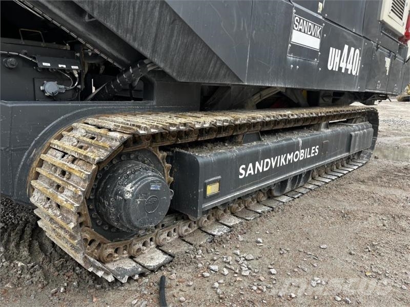 Sandvik UH440i mobil konknuser Trituradoras