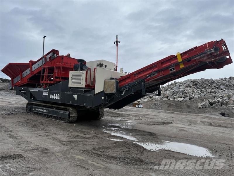 Sandvik UH440i mobil konknuser Trituradoras