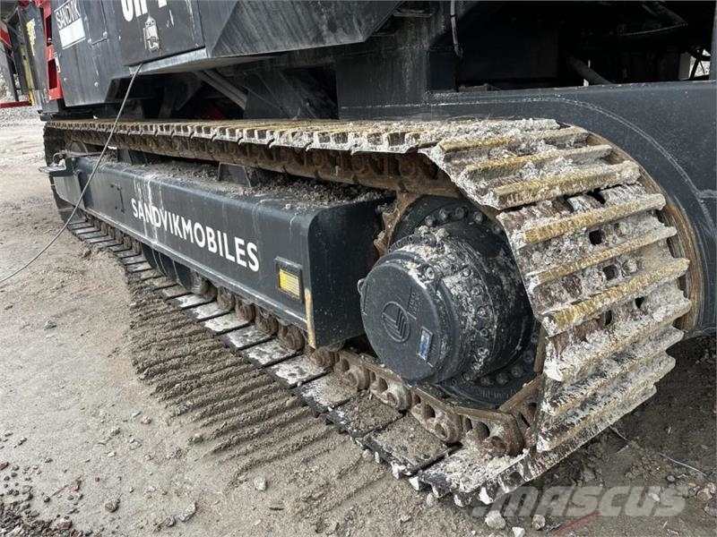 Sandvik UH440i mobil konknuser Trituradoras