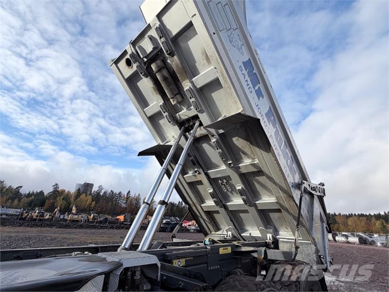 Scania G500 XT B6x6HZ 6x6 dumper – 500 hk – kun 21201 km Pašizgāzējs