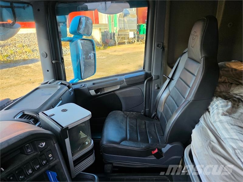 Scania R580 V8 8X4 Krokbil
