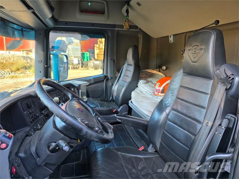 Scania R580 V8 8X4 Krokbil