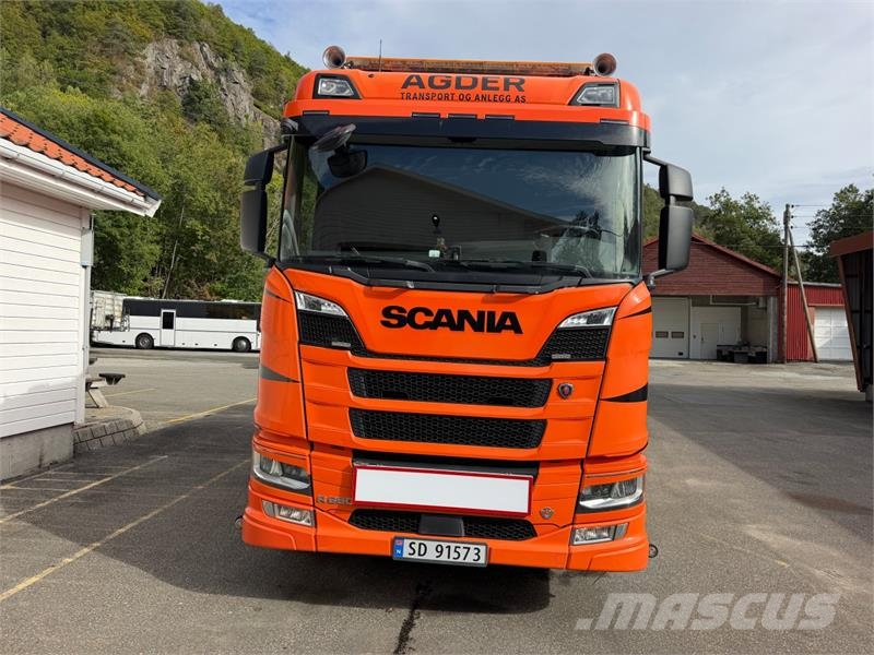Scania R650 Tipper trucks