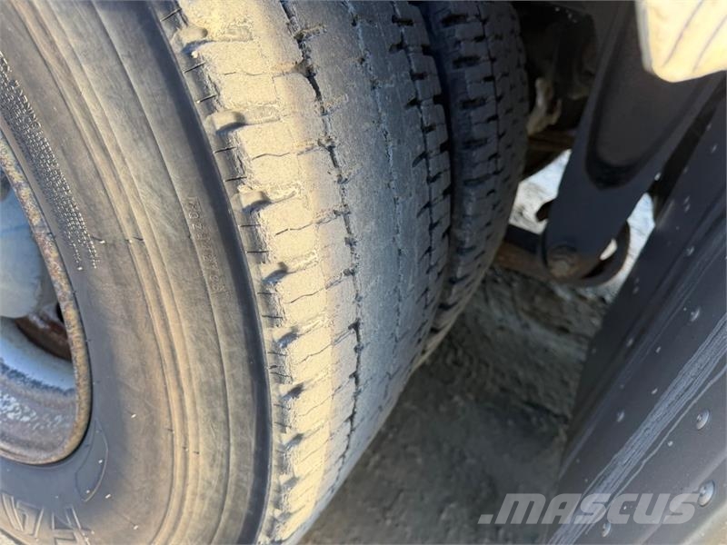 Scania R650 V8 tippbil med Istrail tippkasse Tippbil