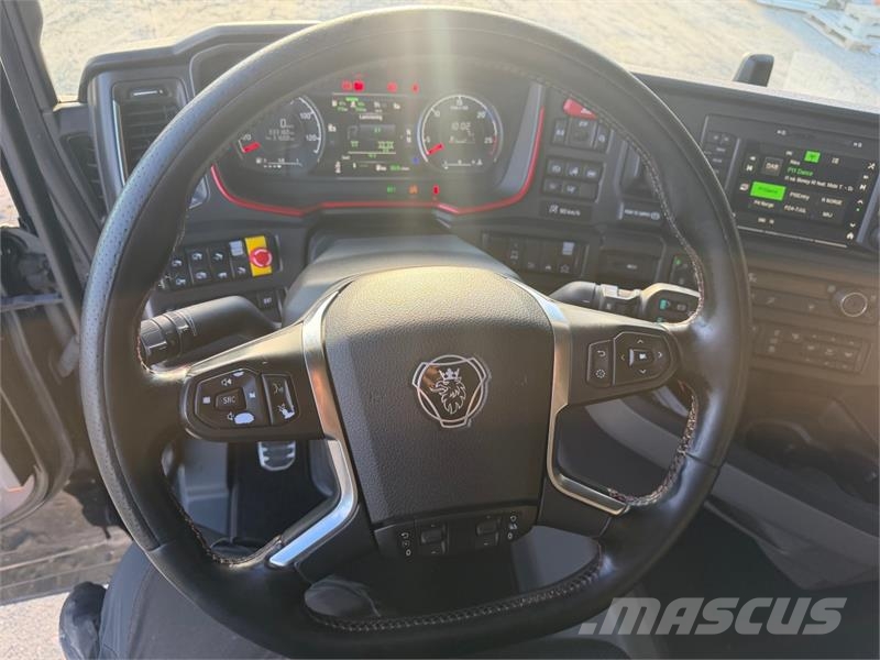 Scania R650 V8 tippbil med Istrail tippkasse Tippbil
