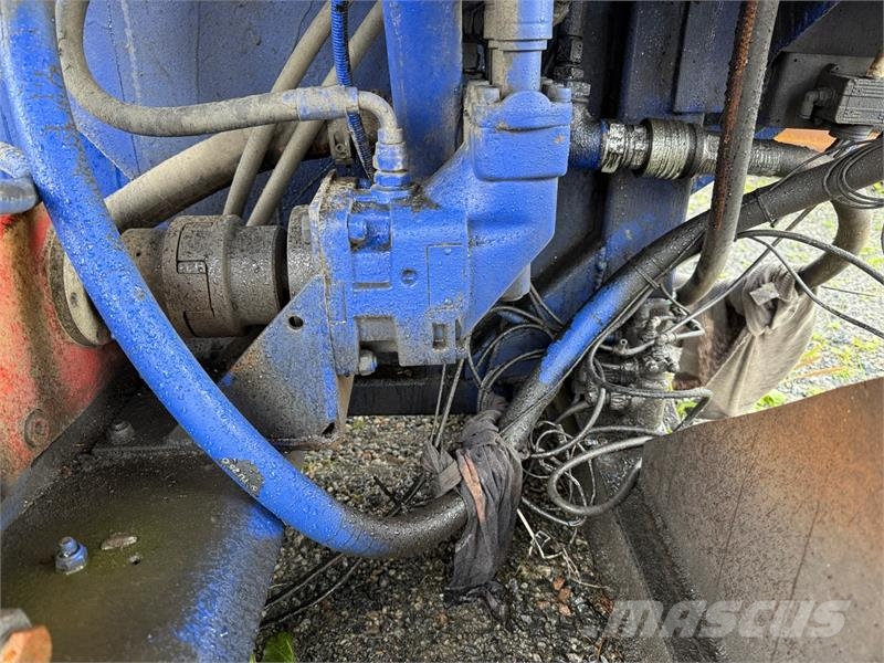 Slamsuger-/høytrykksspyleraggregat m/vakuumpumpe – Other trucks
