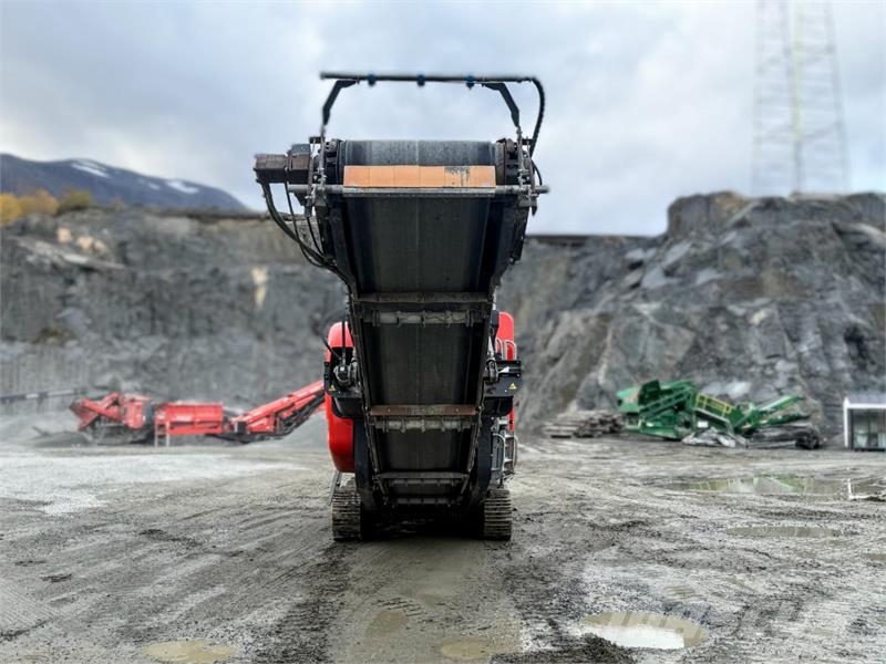 Terex Finlay J-1160 CR029 grovknuser, kun 2 907 t, magnetbånd جراشات