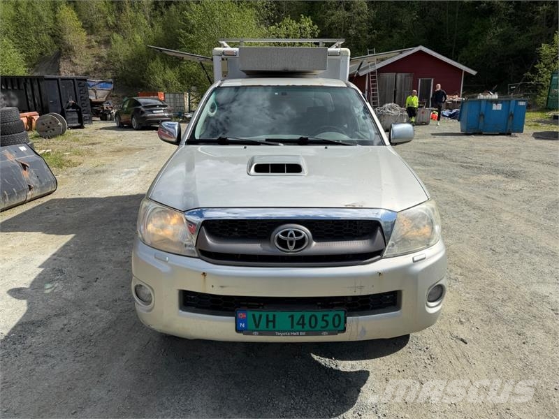 Toyota HiLux Carros