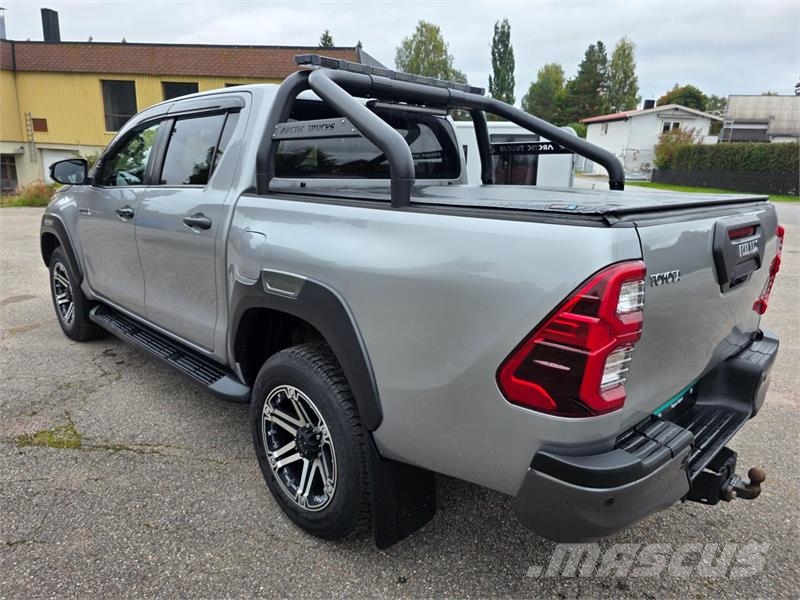 Toyota HiLux Personbiler