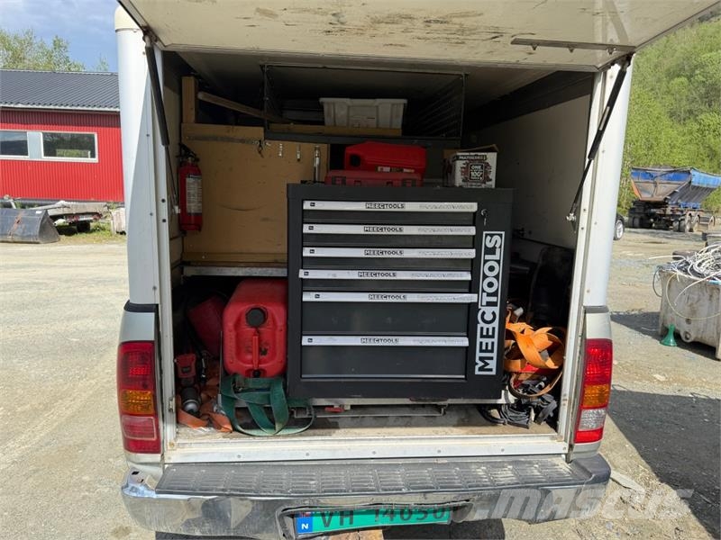 Toyota HiLux Carros