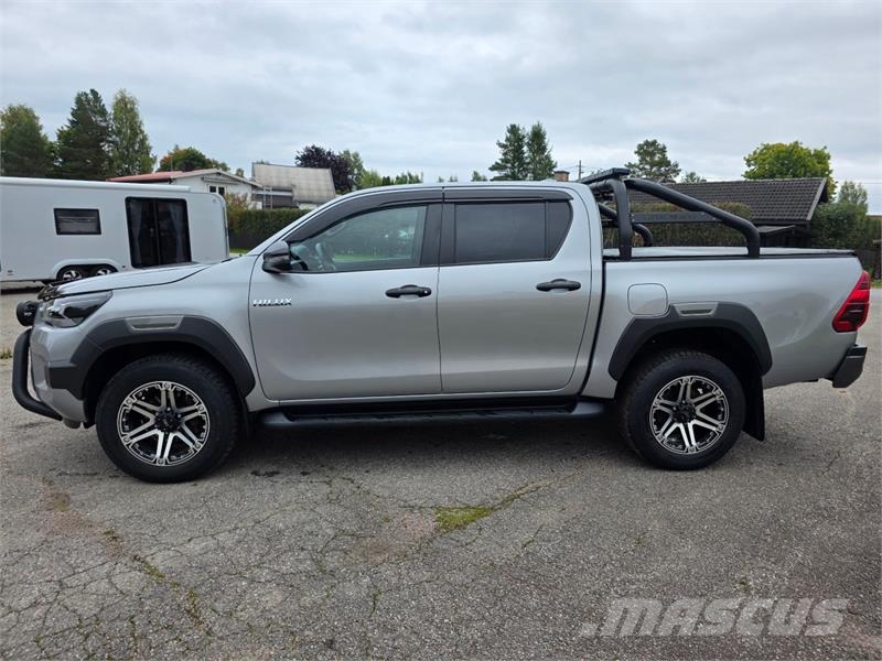 Toyota HiLux Personbiler