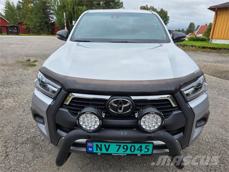 Toyota HiLux Personbiler
