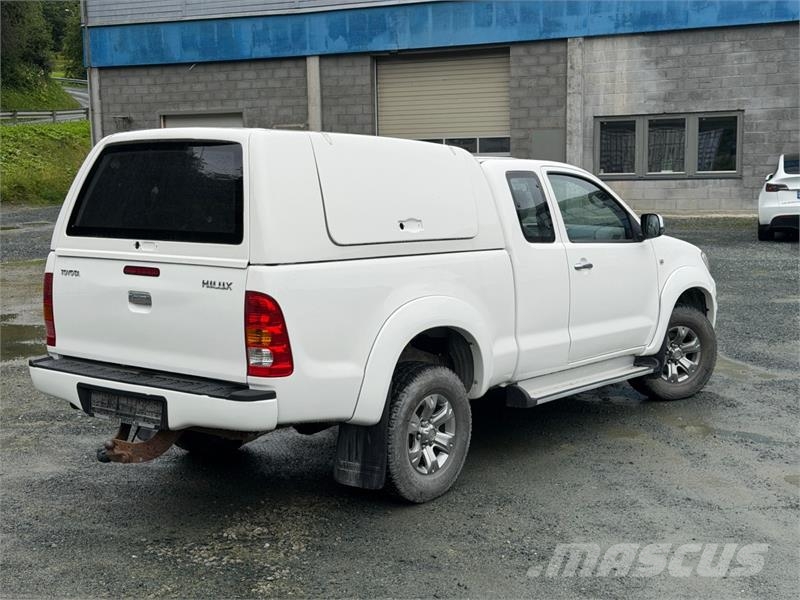Toyota HiLux Carros