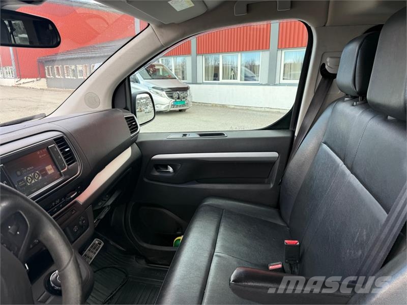 Toyota Proace Verso Automobili