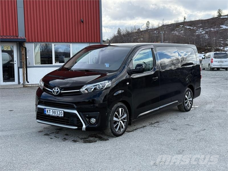 Toyota Proace Verso Automobili