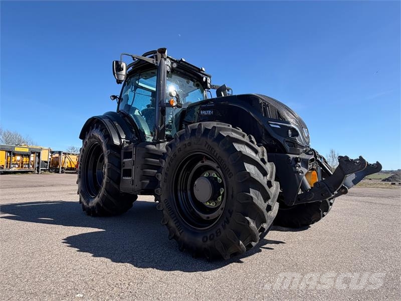 Valtra UNLIMITED T174 - TWINTRACK - SKOGSRIGG - FRONTHYDR Traktori