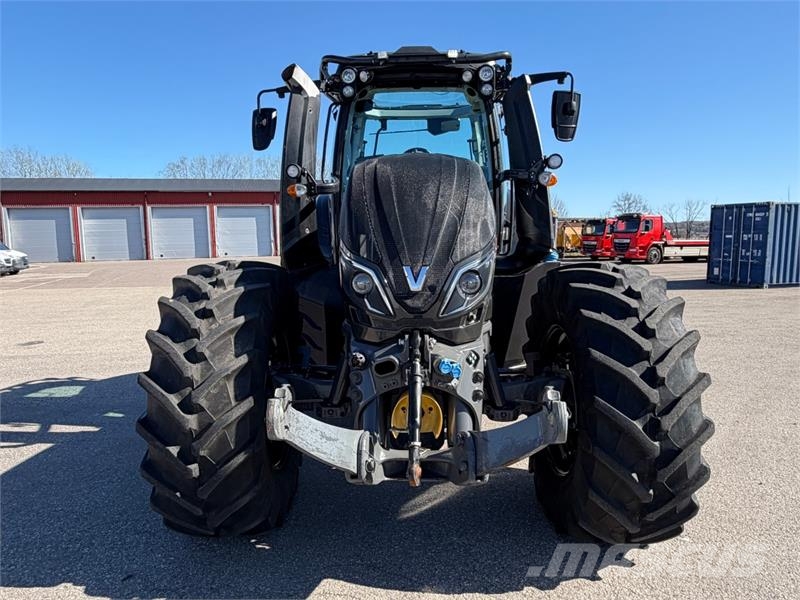 Valtra UNLIMITED T174 - TWINTRACK - SKOGSRIGG - FRONTHYDR Traktori