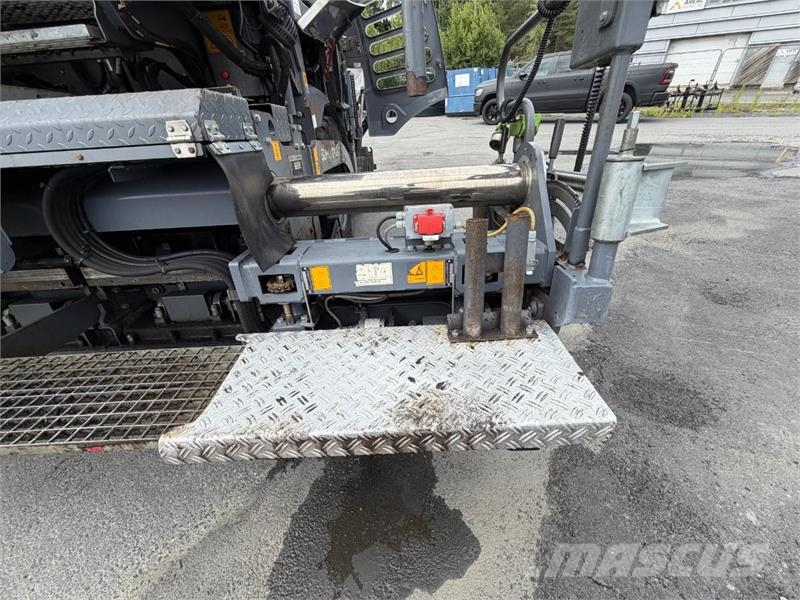 Vögele SUPER 1303-3i ASFALTUTLEGGER Будтехніка - Інші