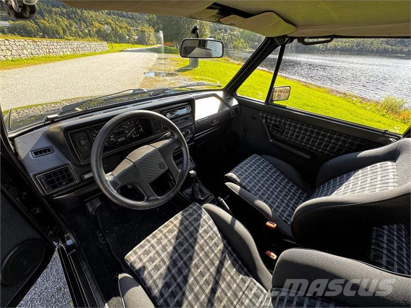 Volkswagen Golf Cars